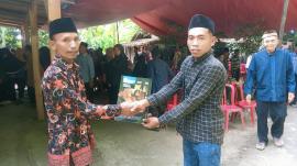 Penyerahan akta kematian almarhum Bapak Marino 